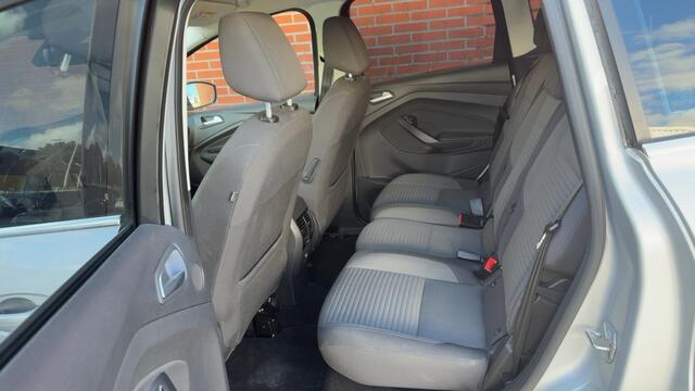 Ford C-MAX 1.0 Titanium 125PK Navigatie Clima Trekhaak