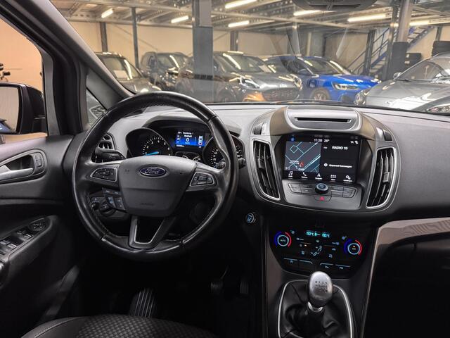 Ford C-MAX 125pk Sport Navi Camera Trekhaak Winter Parking pack 18" All season Banden Dealeronderhouden