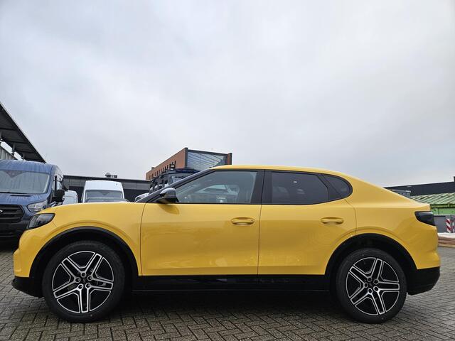 Ford CAPRI Premium Ext Range RWD 77 kWh | Adaptieve Cruise | AGR-Stoelen | Stoel,- & Stuurverwarming |