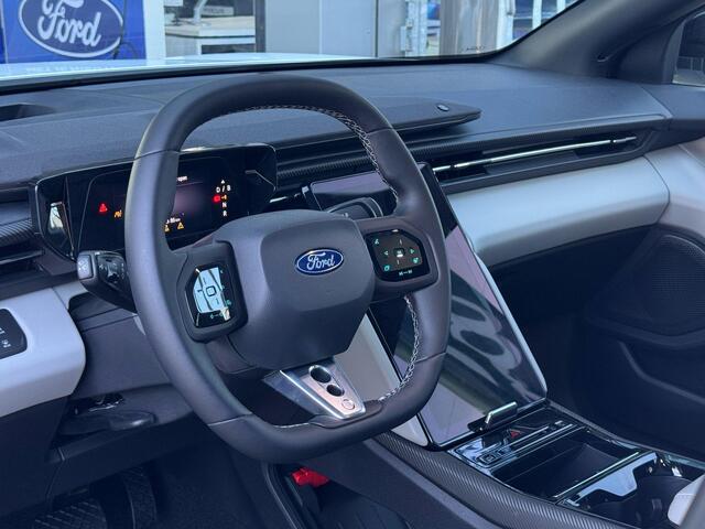 Ford CAPRI Premium Extended Range RWD 77 kWh | Glazen dak | B&O Sound | Matrix verlichting |