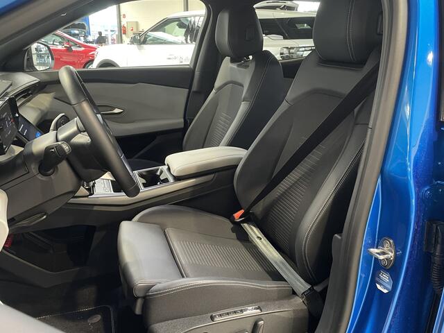 Ford CAPRI Extended Range RWD 77 kWh | Trekhaak | Warmtepomp | Adapt. Cruise | Winter Pack | El. verst. stoel + geh. + mass. | garantie tot 07/2029 | 4 seiz. banden