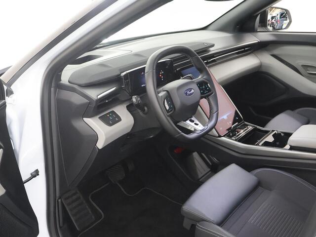 Ford CAPRI Extended Range RWD 77 kWh | Elektr. Trekhaak | AGR Stoelen | 360° Camera | Head Up | Cruise Control Adaptief |