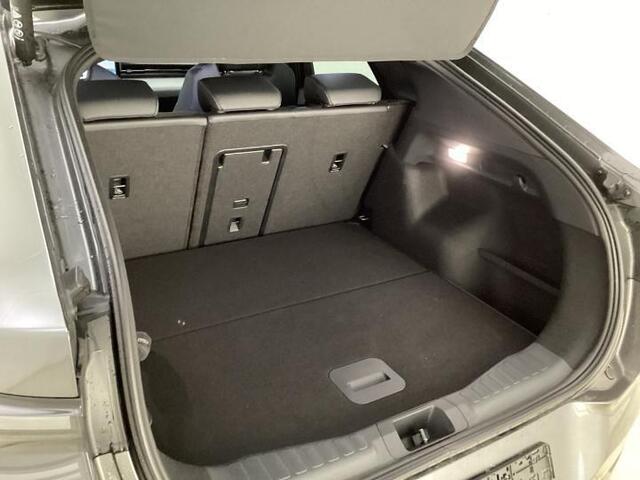 Ford CAPRI Premium Extended Range RWD 77 kWh 286pk | Driver Assistance Pack | AGR stoelen | Warmtepomp | Verlengde fabrieksgarantie tot 09-2029