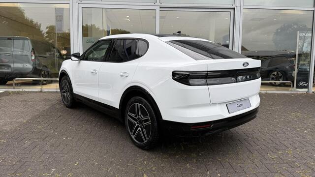 Ford CAPRI Premium Extended Range RWD 77 kWh Panoramadak (vast) | Driver Assistance Pack | 360 camera | Stoel en stuur verwarming |