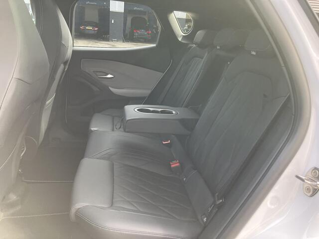 Ford CAPRI Premium Extended Range RWD 77 kWh | Panoramadak | Leder | Elekt. bestuurderstoel | Head-up | Stoelverwarming | B&O | Sfeerverlichting