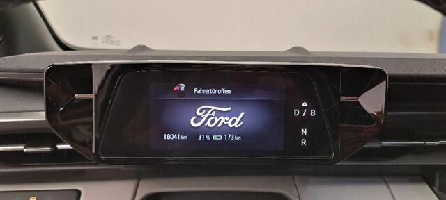 Ford CAPRI Select Extended Range RWD 77 kWh Navigatie | Achteruitrijcamera | Winterpack