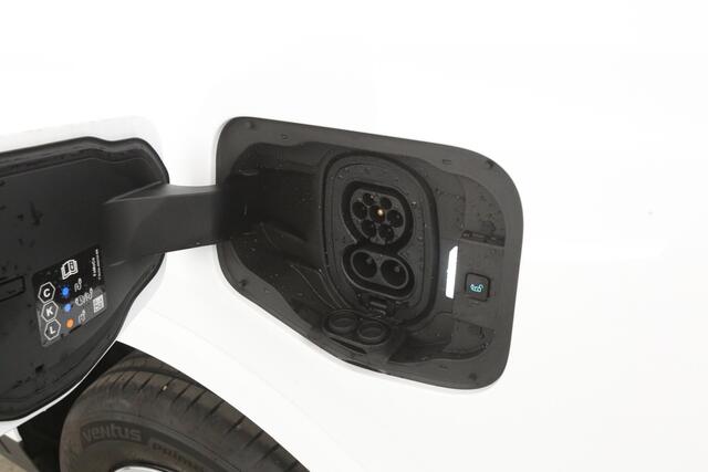 Ford COURIER e-Courier 54 kWh 136PK | NIEUW | Snelladen | Virtual | Camera | Cruise | Carplay | LED