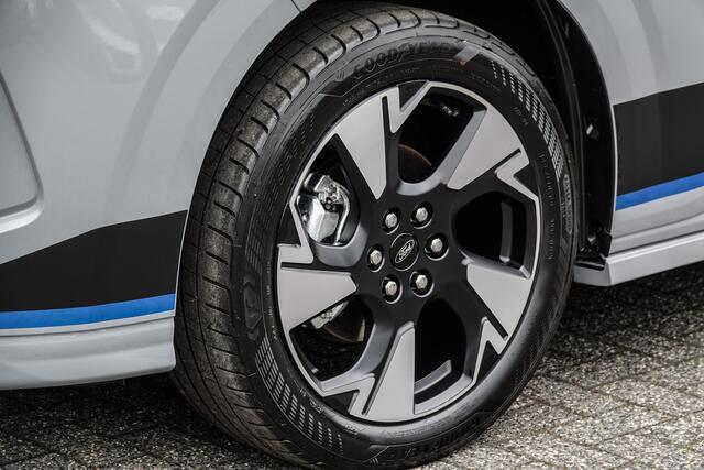 Ford Custom Tourneo L2H1 2.5 PHEV 233Pk Aut. | Sport | Plug In Hybrid | 8-Persoons | 360° Camera | 2xSchuifdeur | Trekhaak | 19"