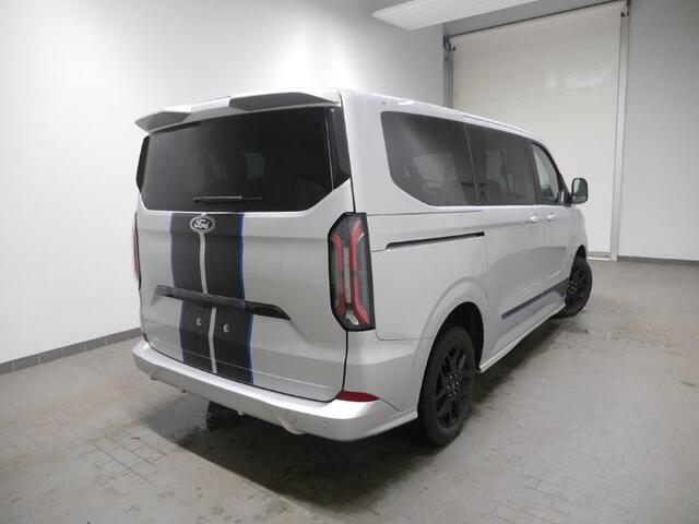 Ford Custom Tourneo Sport 340 2.5 PHEV 233 pk L1 8 persoons | Trekhaak | Winter Pack | Camera | 2x schuifdeur | B&O | Adapt. cruise | LED | 17" | 4 seiz. banden | 2300 kg trekgewicht