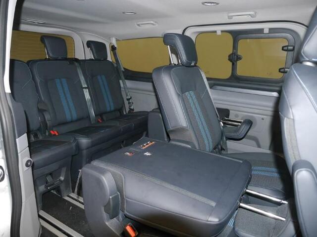 Ford Custom Tourneo Sport 340 2.5 PHEV 233 pk L1 8 persoons | Trekhaak | Winter Pack | Camera | 2x schuifdeur | B&O | Adapt. cruise | LED | 17" | 4 seiz. banden | 2300 kg trekgewicht