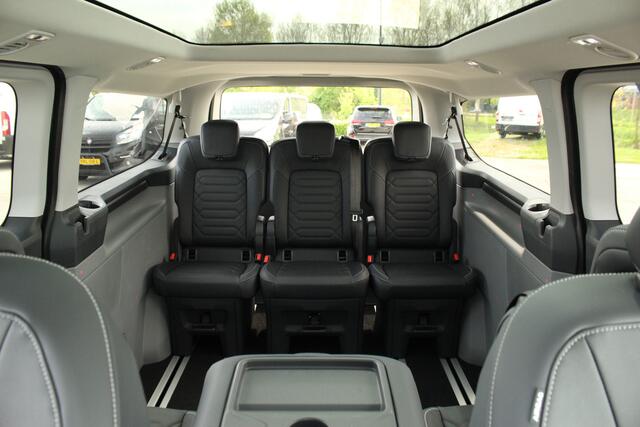 Ford Custom Tourneo 2.5 PHEV 233pk L2H1 Titanium X | 8-Persoons | Panorama | 360° Camera | B&O | 3-Zone Climate | Trekhaak Opklapbaar | Lease 1.201,- p/m