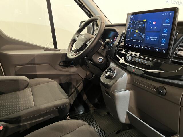 Ford E-Transit 350 L2H2 Trend 68 kWh 184 PK / 100% elektrisch !! / Airco / Cruise Control / CarPlay / Camera / Navigatie / 3-Zits / 900 KM !! Z.G.A.N. !