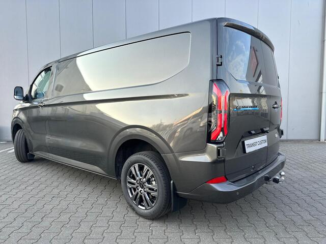 Ford E-Transit Cust. 320 L2H1 Limited 65 kWh Ford E-Transit Cust. 340 L2H1 Sport 65 kWh