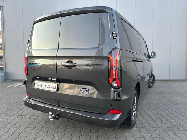 Ford E-Transit Cust. 320 L2H1 Limited 65 kWh Ford E-Transit Cust. 340 L2H1 Sport 65 kWh