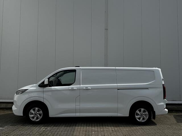 Ford E-Transit Cust. 340 L2H1 Limited 65 kWh | Dubbele Schuifdeur | Adaptieve Cruise Controle | Trekhaak |