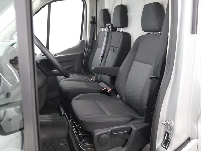 Ford E-Transit 425 L2 H2 TREND 68 kWh | C1 RIJBEWIJS | 1650 KG LAADVERMOGEN | ADAPTIVE CRUISE CONTROL | BI-XENON | BLIND SPOT | NAVIGATIE GROOT | STOELVERWARMING | VOORRUITVERWARMING | RONDOM CAMERA | METALLIC