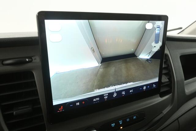 Ford E-Transit 390 68 kWh L2H2 | GRATIS E-Step! | Elektrisch 184PK | EMISSIEVRIJE ZONE | Automaat Airco Adaptive-Cruise Camera Carplay LED Navi PDC 3 Persoons