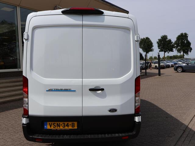 Ford E-Transit 350 L3H2 TREND 86KWH 184 PK AUT. + CAMERA | NAVIGATIE | CARPLAY | STOELVERWARMING