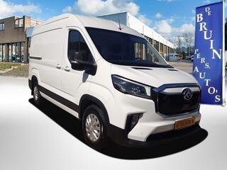 ford-e-transit---maxus-e-deliver-9-