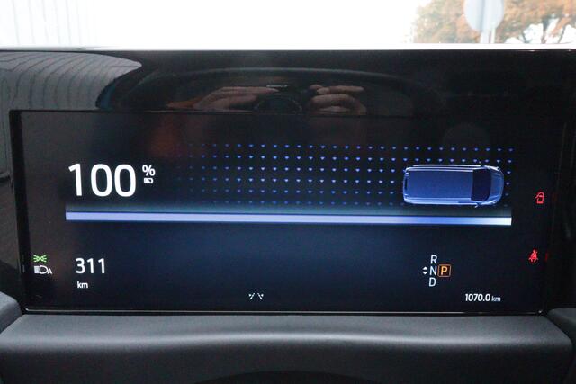 Ford E-Transit Cust. 340 L2H1 Limited 65 kWh | NAVI | 360-CAMERA + PDC | VRUIT/STUUR/STOELVERW | ADAP CRUISE | B&O AUDIO |