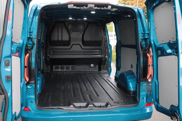 Ford E-Transit Cust. 340 L2H1 Limited 65 kWh | NAVI | 360-CAMERA + PDC | VRUIT/STUUR/STOELVERW | ADAP CRUISE | B&O AUDIO |