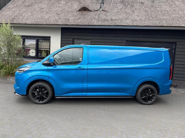 Ford E-Transit Cust. 340 L2H1 Limited 65 kWh 218PK 18 inch Matrix Led