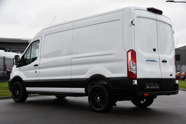 Ford E-Transit 350 L3H2 Trend 68 kWh PB Edition Camera, Cruise, Carplay, Stoelverwarming, NAVI, 184pk, Multimedia, Uniek!