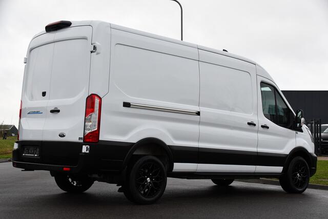 Ford E-Transit 350 L3H2 Trend 68 kWh PB Edition Camera, Cruise, Carplay, Stoelverwarming, NAVI, 184pk, Multimedia, Uniek!