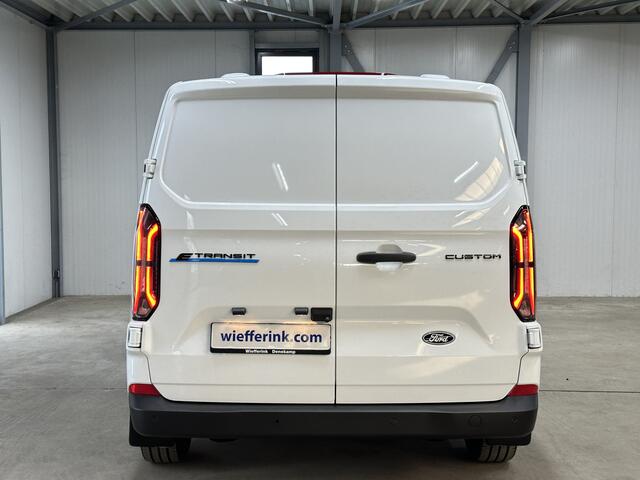 Ford E-Transit Cust. 320 L1H1 Trend 65 kWh 136pk | Stoelverwarming | Carplay | Camera | Elek. spiegels