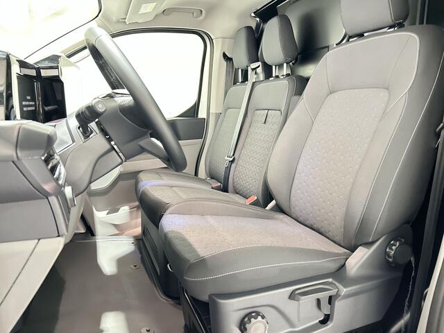 Ford E-Transit Cust. 340 L2H1 Sport 65 kWh Camera | Navi | Nieuw! Trekhaak!