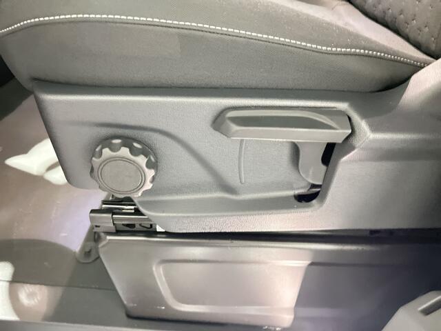 Ford E-Transit Cust. 340 L2H1 Sport 65 kWh Camera | Navi | Nieuw! Trekhaak!