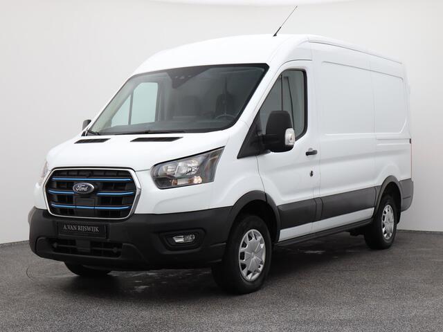 Ford E-Transit 350 L2H2 Trend 68 kWh | CAMERA | CARPLAY | STOELVERWARMING