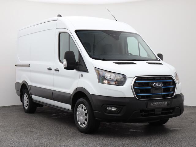 Ford E-Transit 350 L2H2 Trend 68 kWh | CAMERA | CARPLAY | STOELVERWARMING