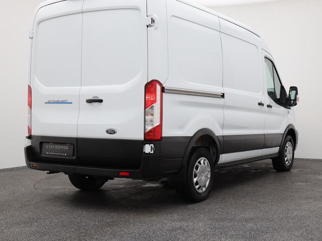 Ford E-Transit 350 L2H2 Trend 68 kWh | CAMERA | CARPLAY | STOELVERWARMING