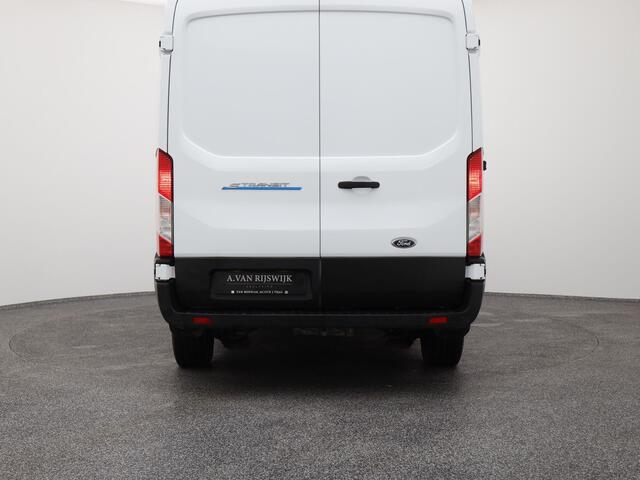 Ford E-Transit 350 L2H2 Trend 68 kWh | CAMERA | CARPLAY | STOELVERWARMING