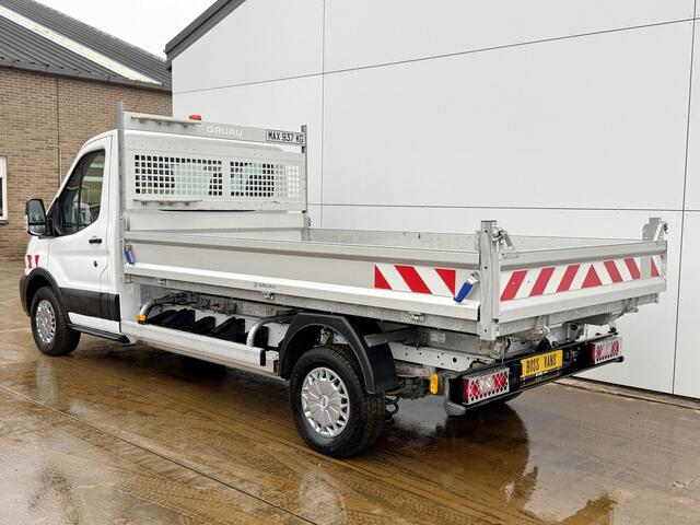 Ford E-Transit 75kWh Kipper Elektrisch 75kWh 334KM WLTP Snelladen Tipper Benne Climate Control Cruise Control Apple Carplay Stoelverwarming Navigatie Camera