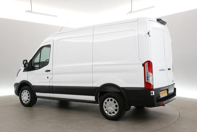 Ford E-Transit 350 L2H2 68 kWh | Snelladen | SOH 99% | Clima | Camera | Cruise | Carplay | Navi | Parkeersens.