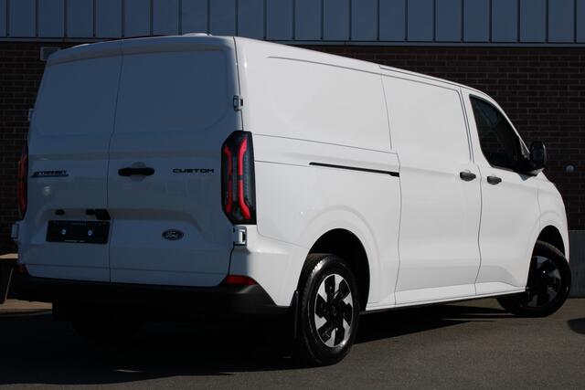Ford E-Transit Cust. 320 L2H1 Trend 65 kWh |CAMERA|LED|STUUR+STOELVERWARMING|
