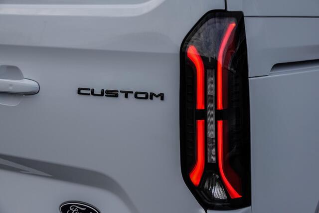 Ford E-Transit Cust. 320 L1H1 Limited 218Pk Aut. | Elektrisch | Limited 320 | Pro Power Onboard | Achteruitrijcamera | Trekhaak | 17''