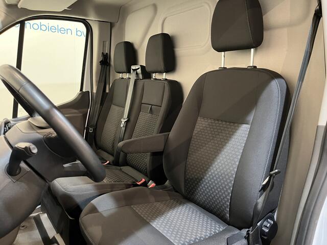 Ford E-Transit 390 (3500 kg) L2H2 Trend 68 kWh 184 PK / 100% Elektrisch !! / Airco / Cruise Control / CarPlay / Camera / Navigatie / 3-Zits / 3.750 KM !!