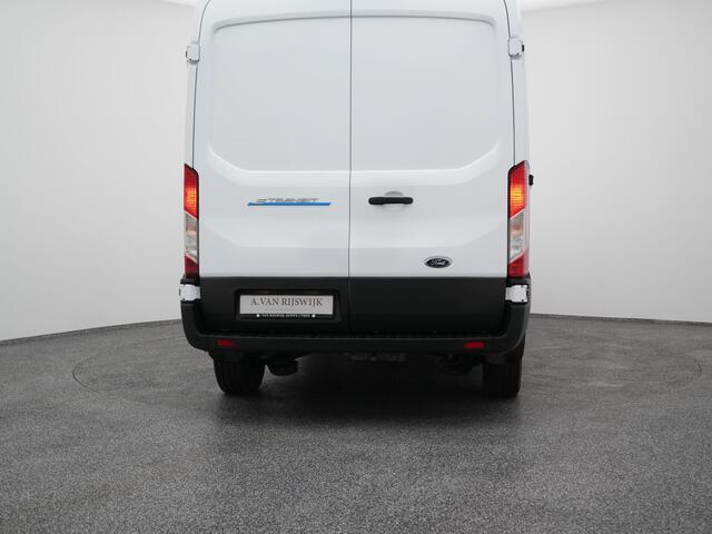 Ford E-Transit 350 L2H2 Trend 68 kWh | CAMERA | CARPLAY | STOELVERW.
