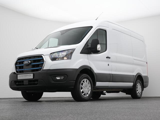 Ford E-Transit 350 L2H2 Trend 68 kWh | CAMERA | CARPLAY | STOELVERW.