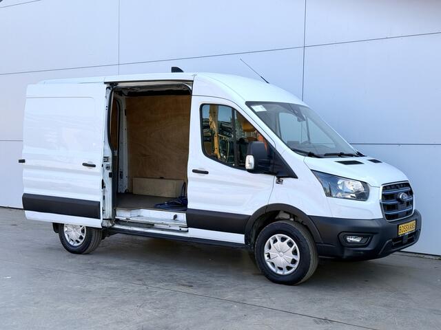 Ford E-Transit 68kWh 184PK L2H2 317km WLTP 94,9% (SOH) BEV Snelladen Cruise control Climate control Carplay Navigatie Laadkabel Parkeersensoren