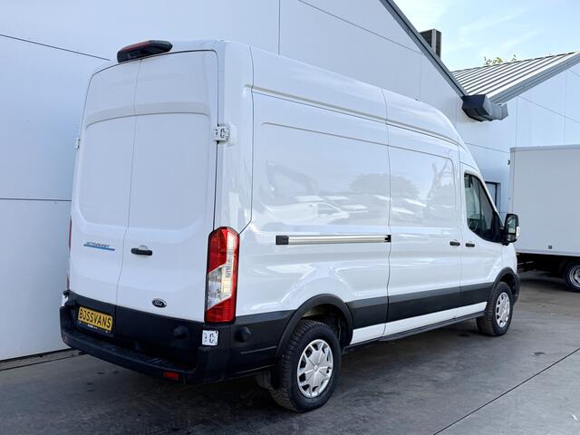 Ford E-Transit 68kWh 184PK L3H3 317km WLTP 95,7% (SOH) BEV Snelladen Camera Cruise control Climate control Carplay Navigatie Laadkabel Parkeersensoren