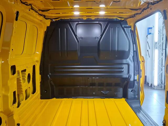 Ford E-Transit Cust. 320L L2H1 Trend 65 kWh/136PK Automaat Airco | Cruise | Camera | Apple CP| Trekhaak