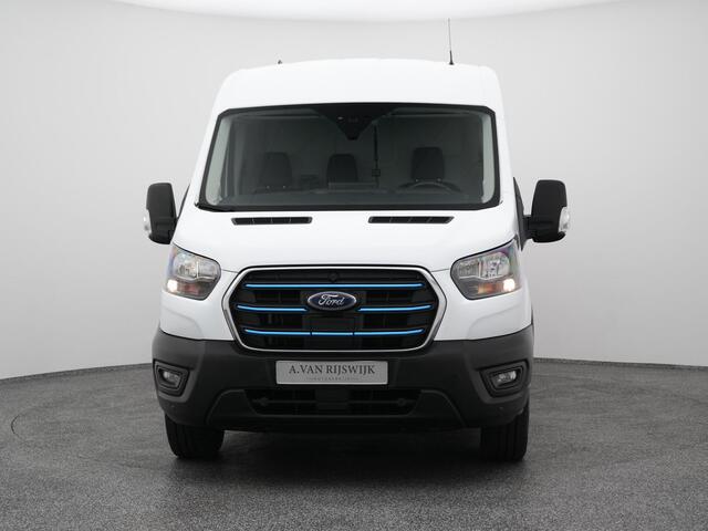Ford E-Transit 350 L2H2 Trend 68 kWh | CAMERA | CARPLAY | STOELVERW.