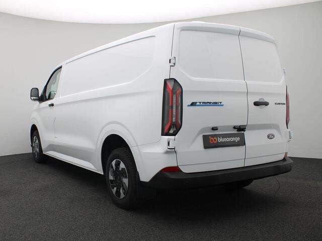 Ford E-Transit Cust. 340 L2H1 Trend 71 kWh 136PK Aut. Achteruitrijcamera, Stoel-Stuurverwarming, Cruise Controle, Clima, Warmtepomp, 3-zitpl.