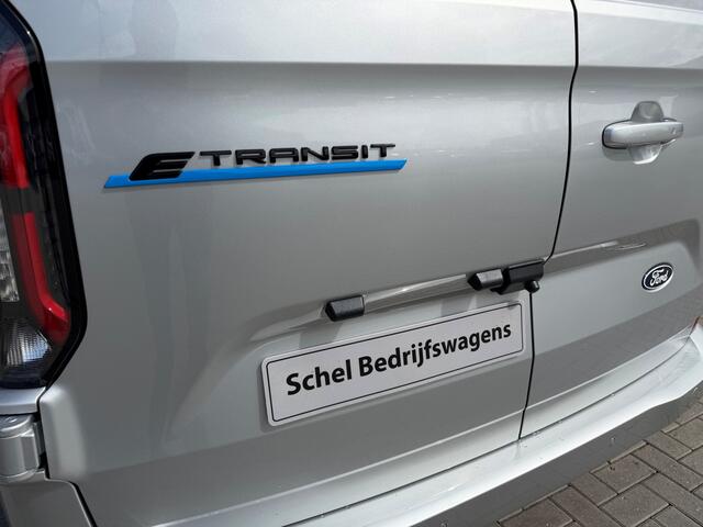 Ford E-Transit Cust. 340 L2H1 Limited 71 kWh 218pk - ACC - Navi - Stoel/Stuurverwarming - 360 Camera - Blindspot - Rijklaar