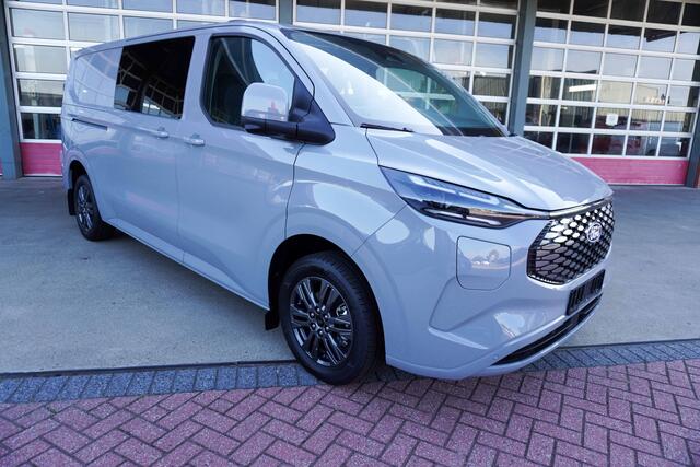 Ford E-Transit Cust. 320 L2H1 Limited 71 kWh 160KW/180PK Dubbelcab. Automaat nr. V086 | Airco | Adap.Cruise | Navi | 360 Camera | Schuifdeur L+R