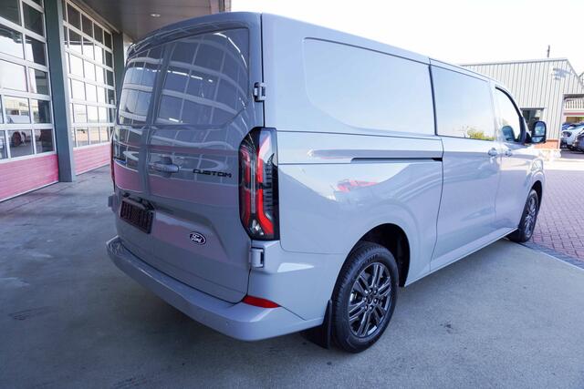Ford E-Transit Cust. 320 L2H1 Limited 71 kWh 160KW/180PK Dubbelcab. Automaat nr. V086 | Airco | Adap.Cruise | Navi | 360 Camera | Schuifdeur L+R